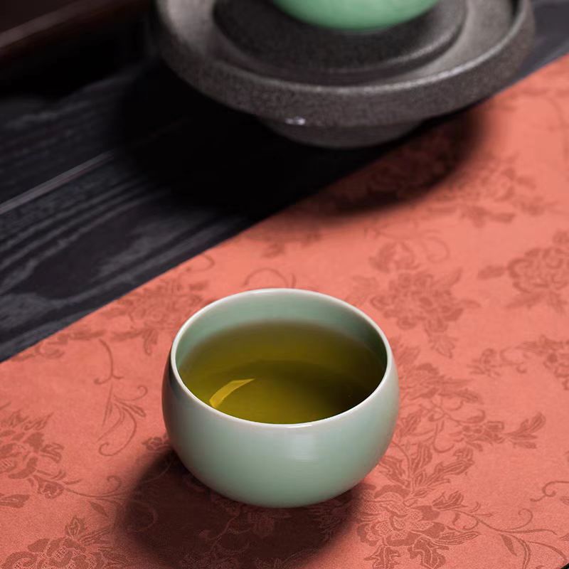 Handheld type Celadon Cup