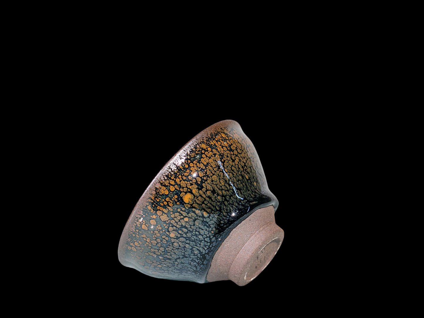 Oil drop cup