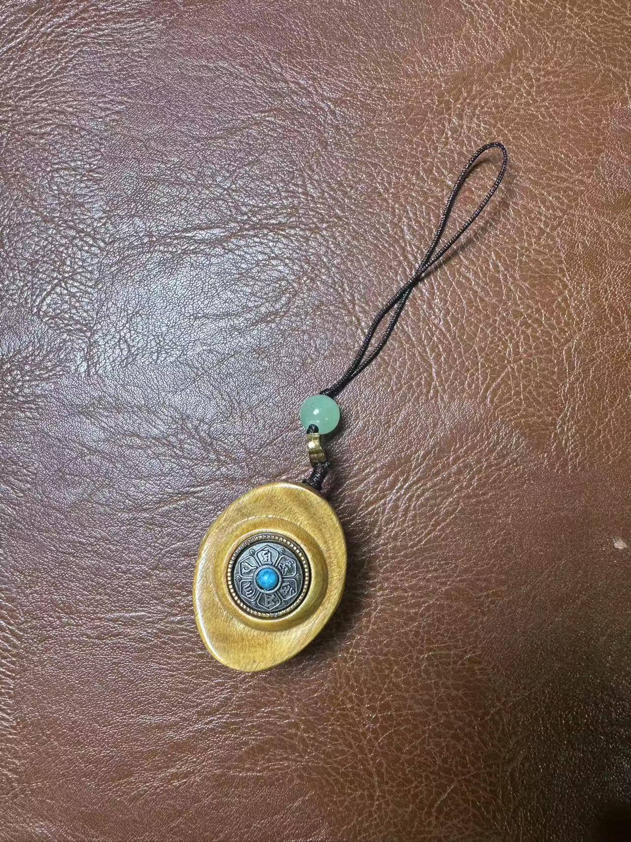 Pendant F33