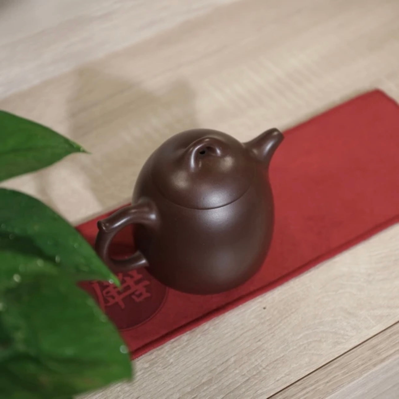 qin quan  Purple clay teapot
