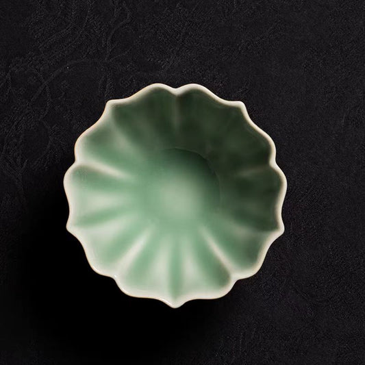 Flower Mouth Celadon Cup